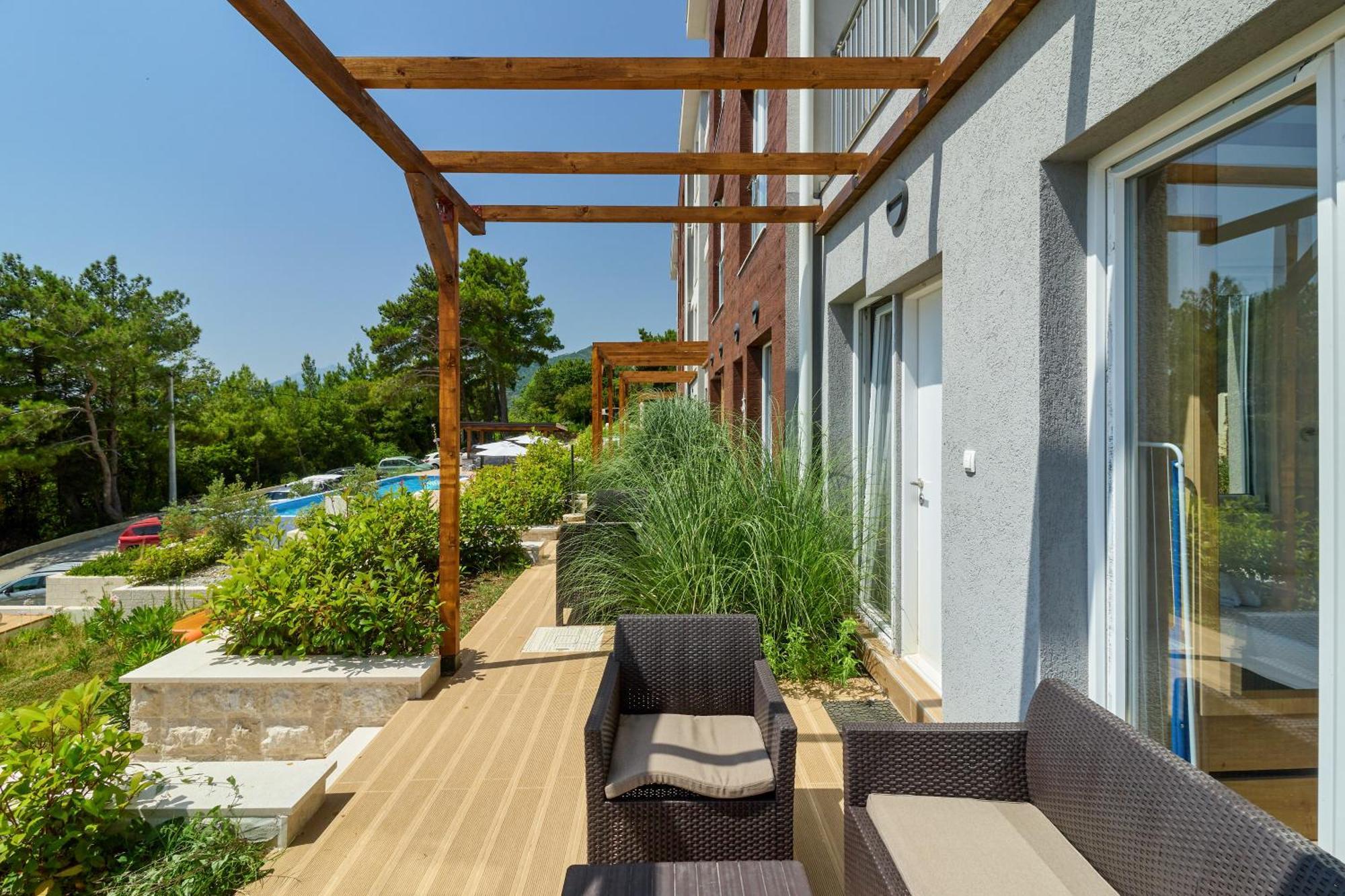 Adriatic Heights Aparthotel Kavač Buitenkant foto