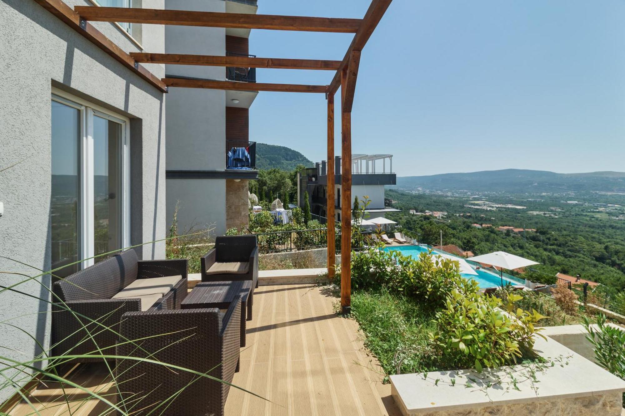 Adriatic Heights Aparthotel Kavač Buitenkant foto